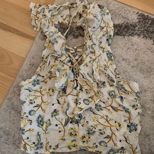 Kendal and Kylie crop top